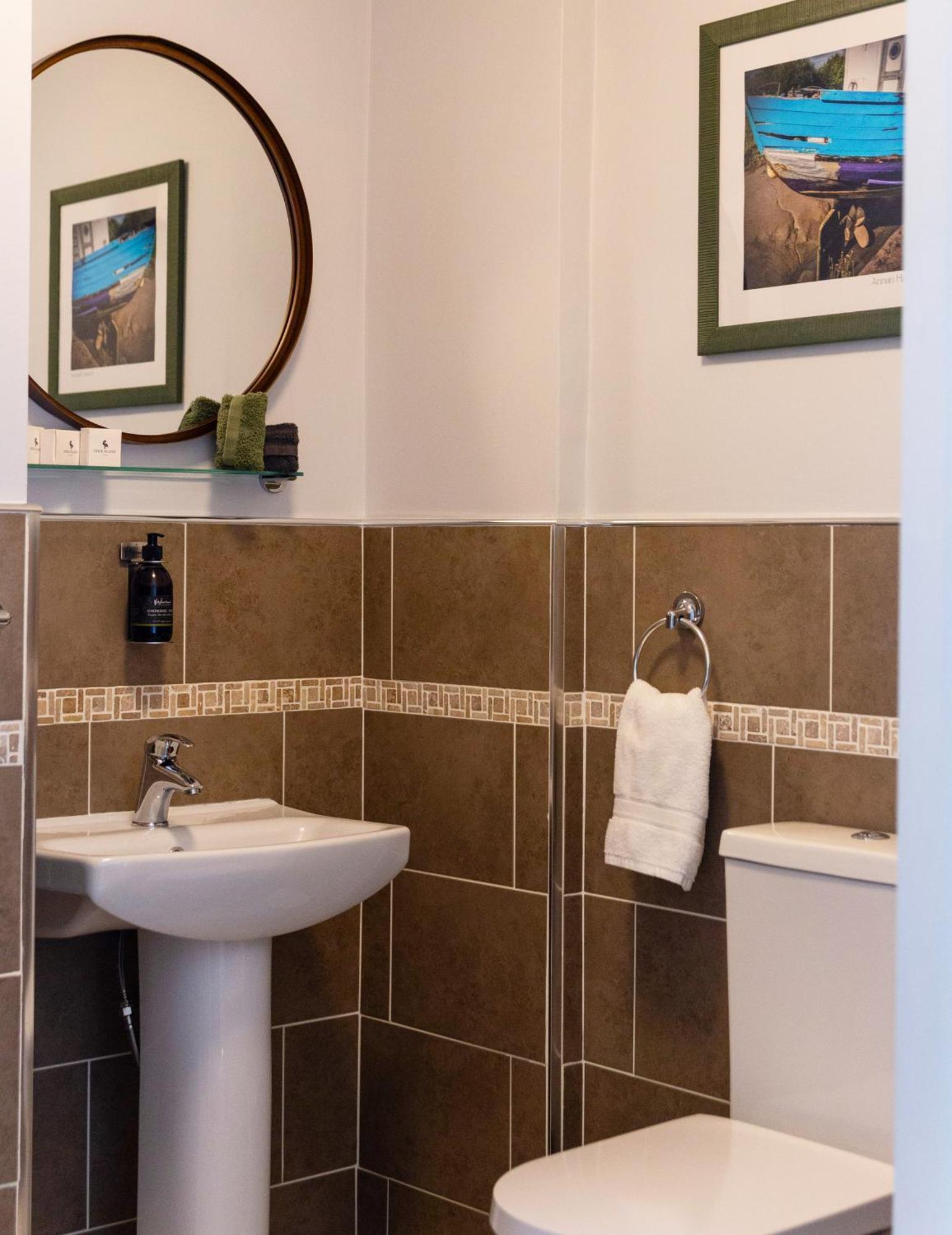 Bojangles Guest House Gretna Green Buitenkant foto